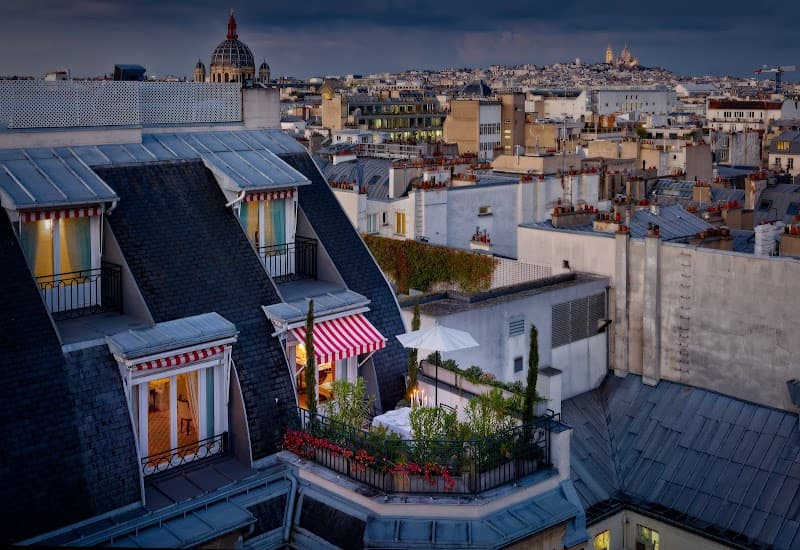 Le Bristol Paris
