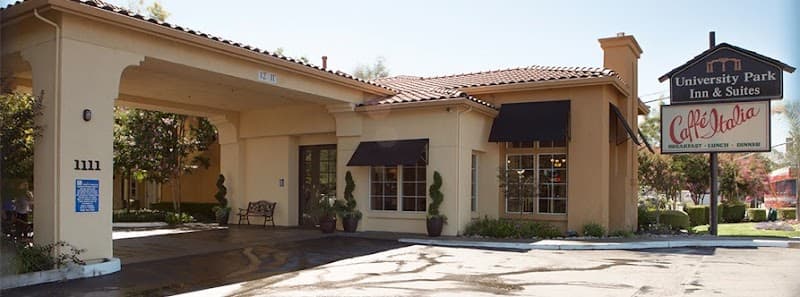 University Park Inn & Suites