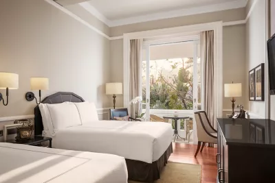 Colonial Suite