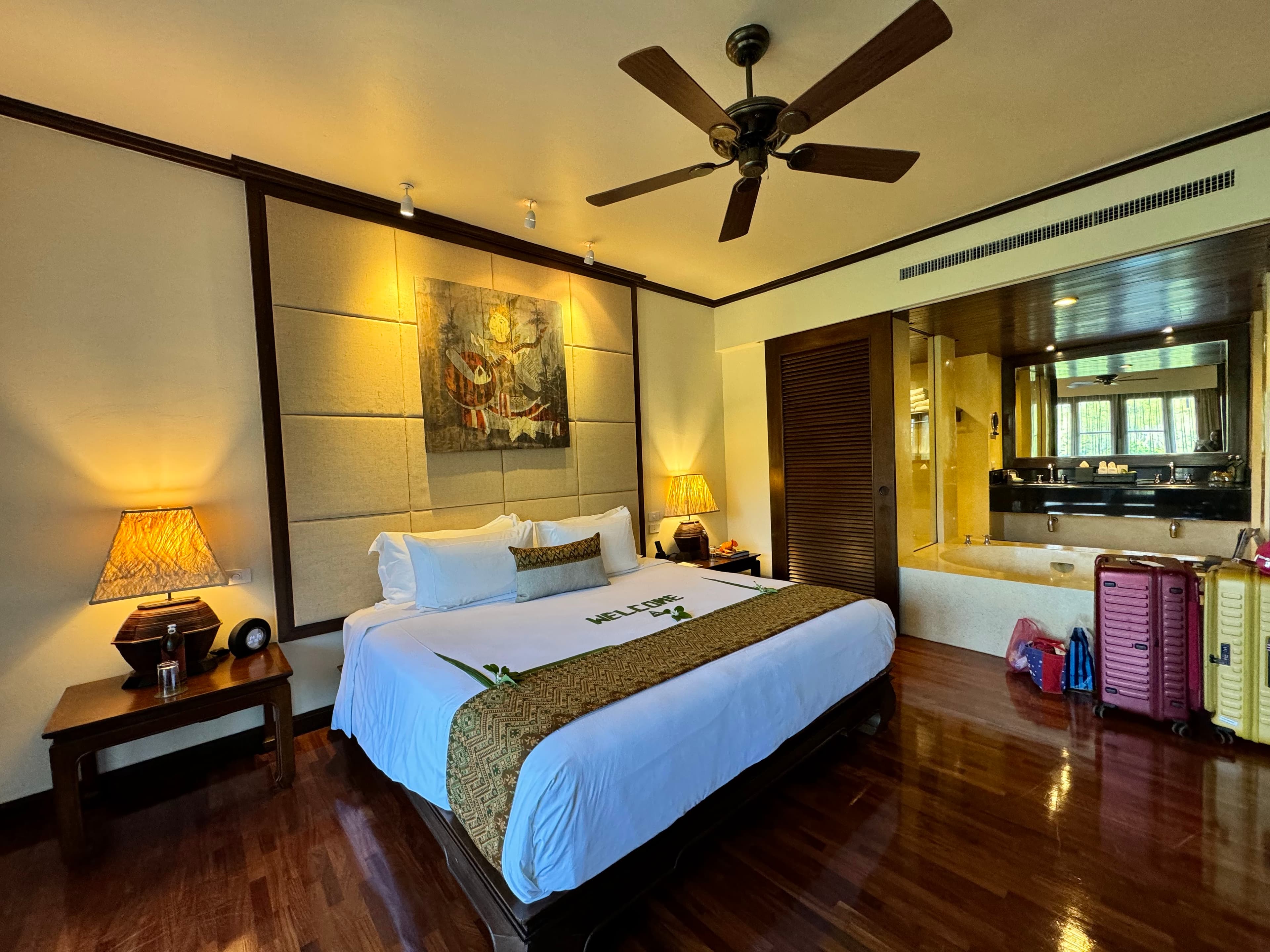 Jungle Bubble Lodge