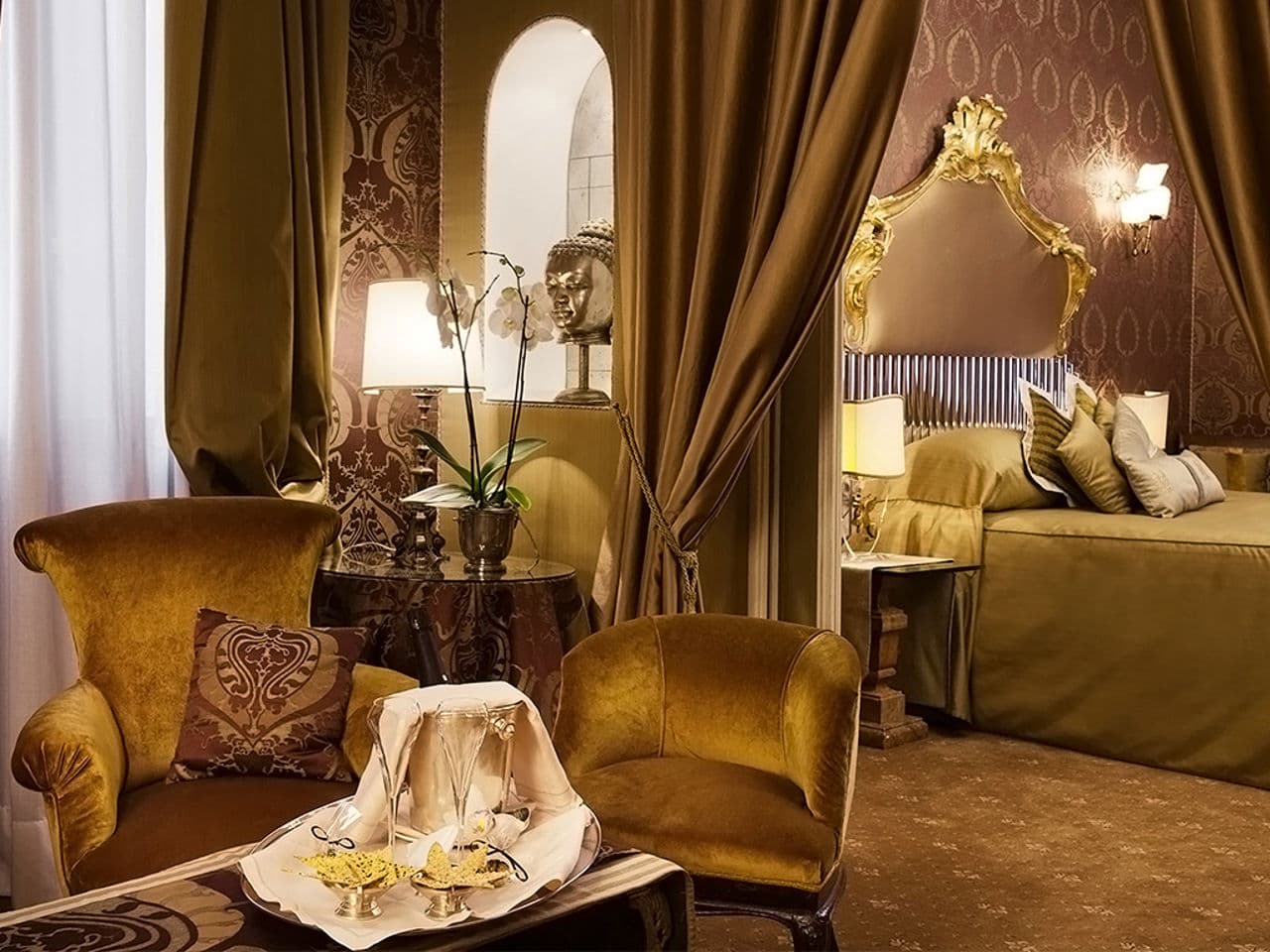 Grand Deluxe