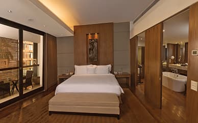 Executive Club