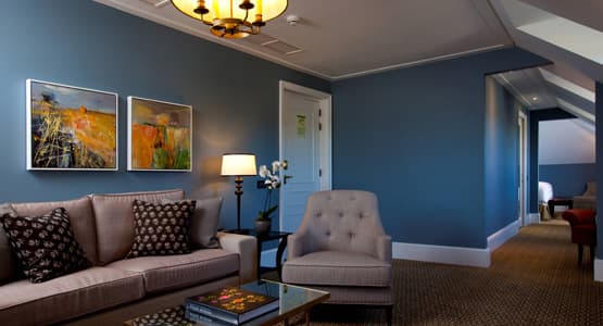 Courtyard Room