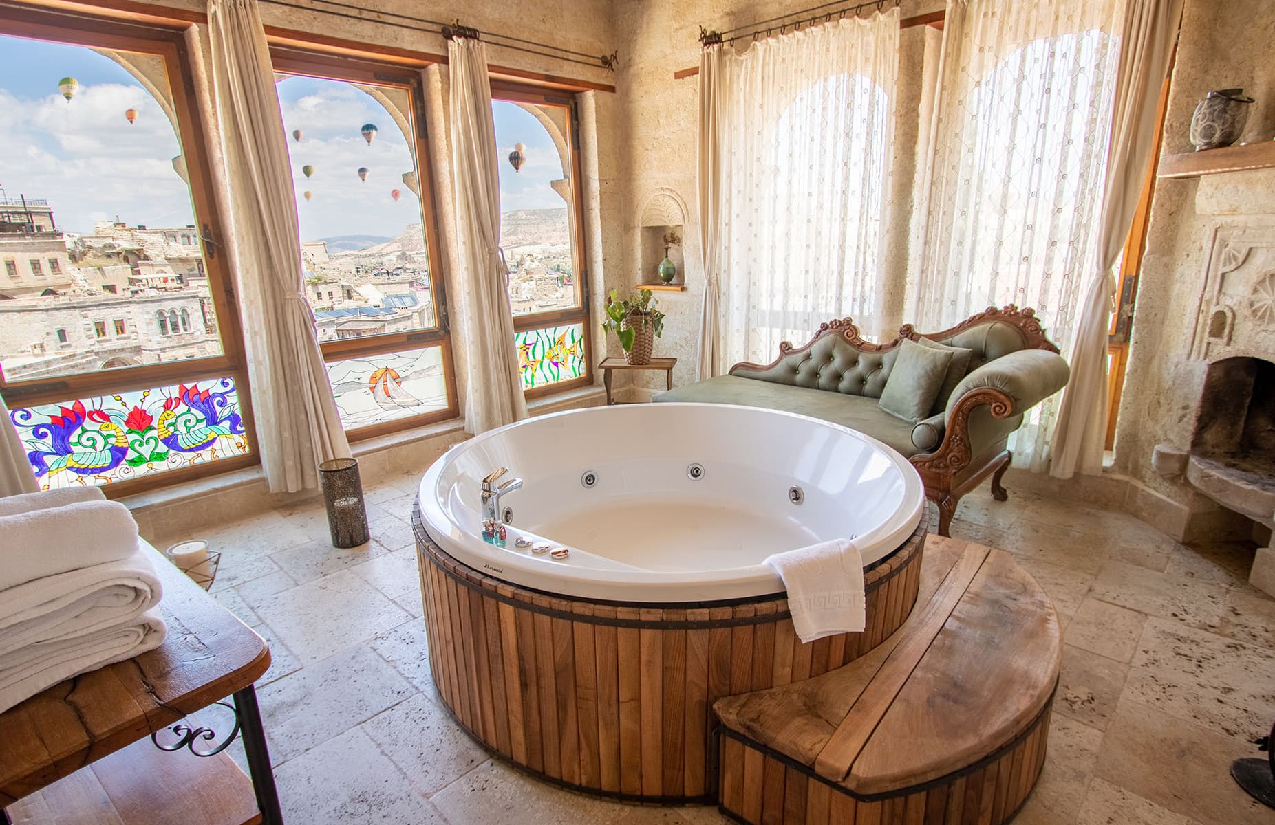 Sultan Cave Suites