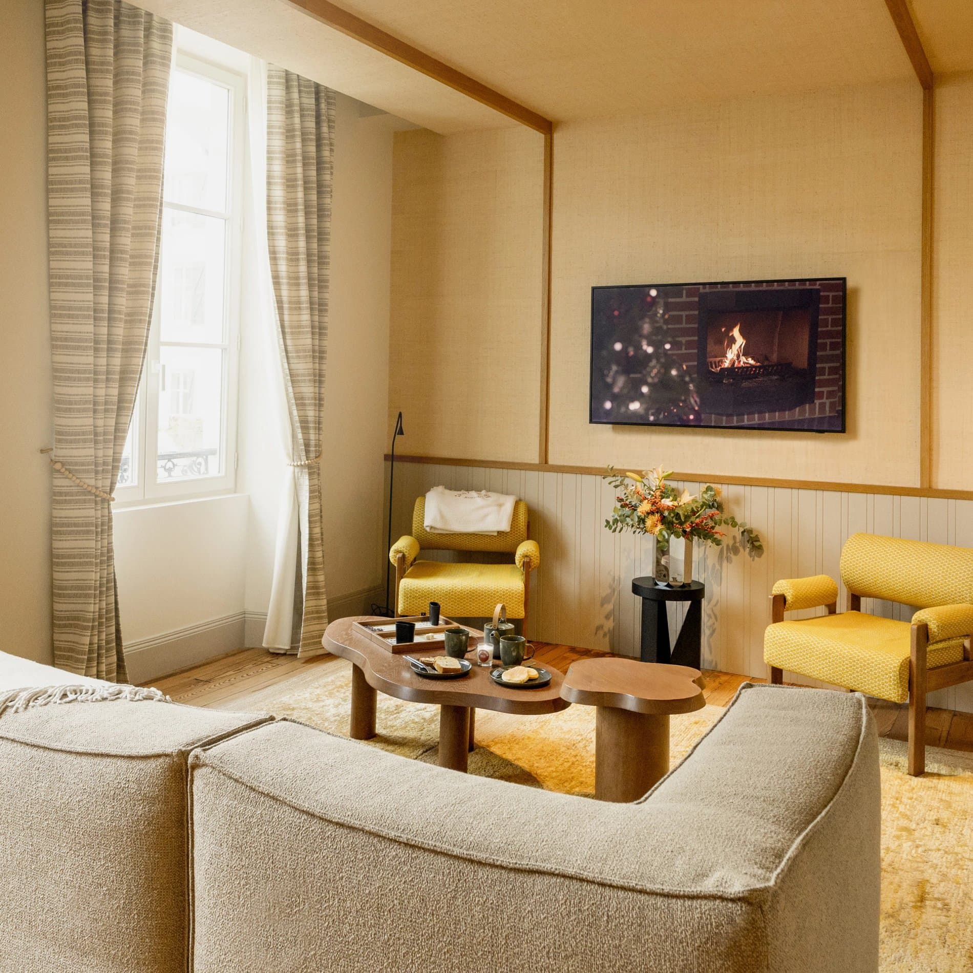 Comfort Room With a View
