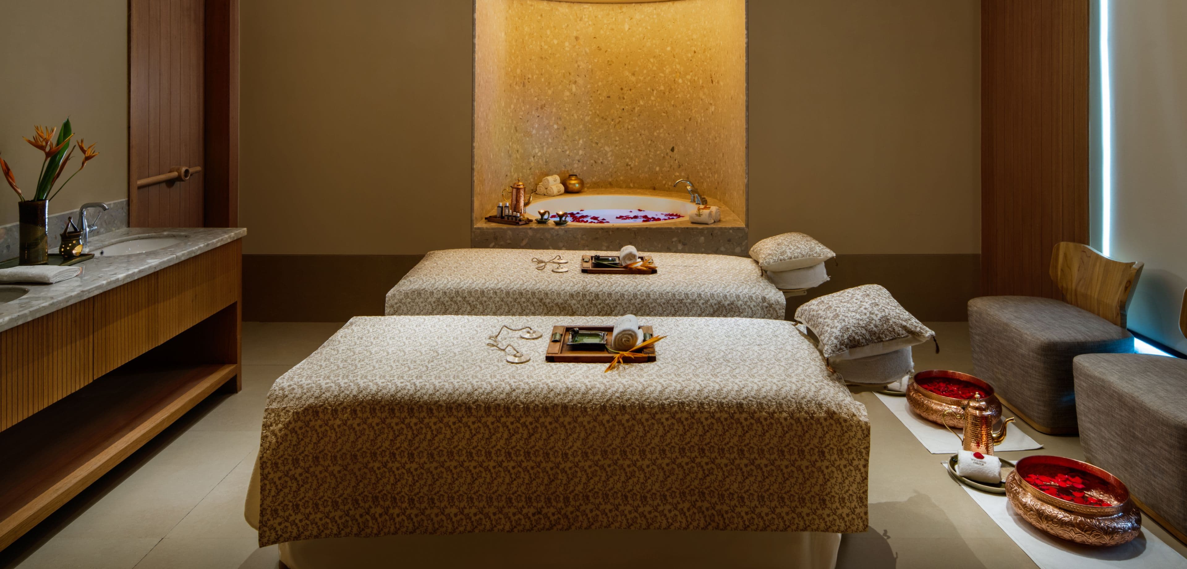 Deluxe Room Twin Bed