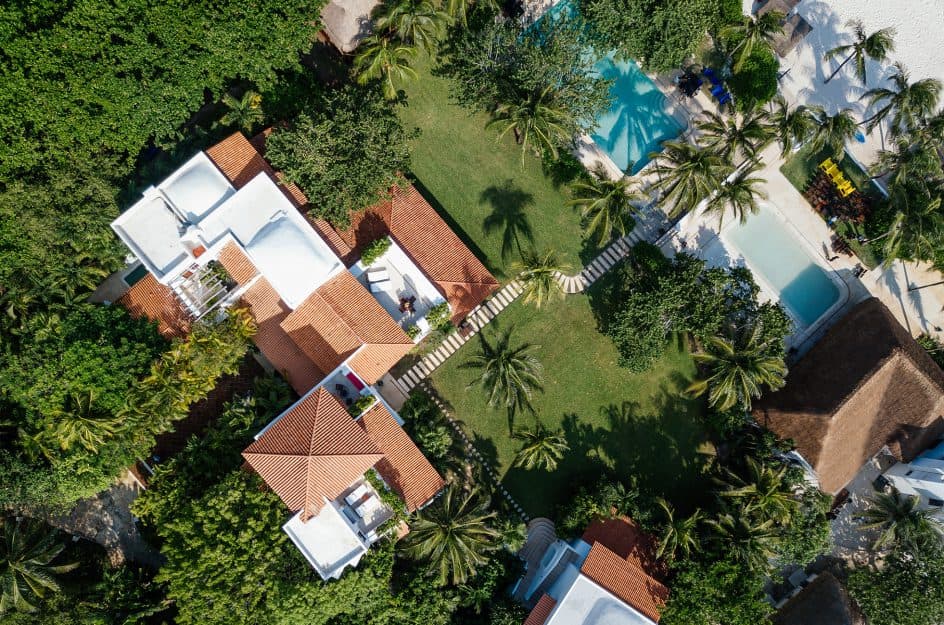 The Esencia Mansion