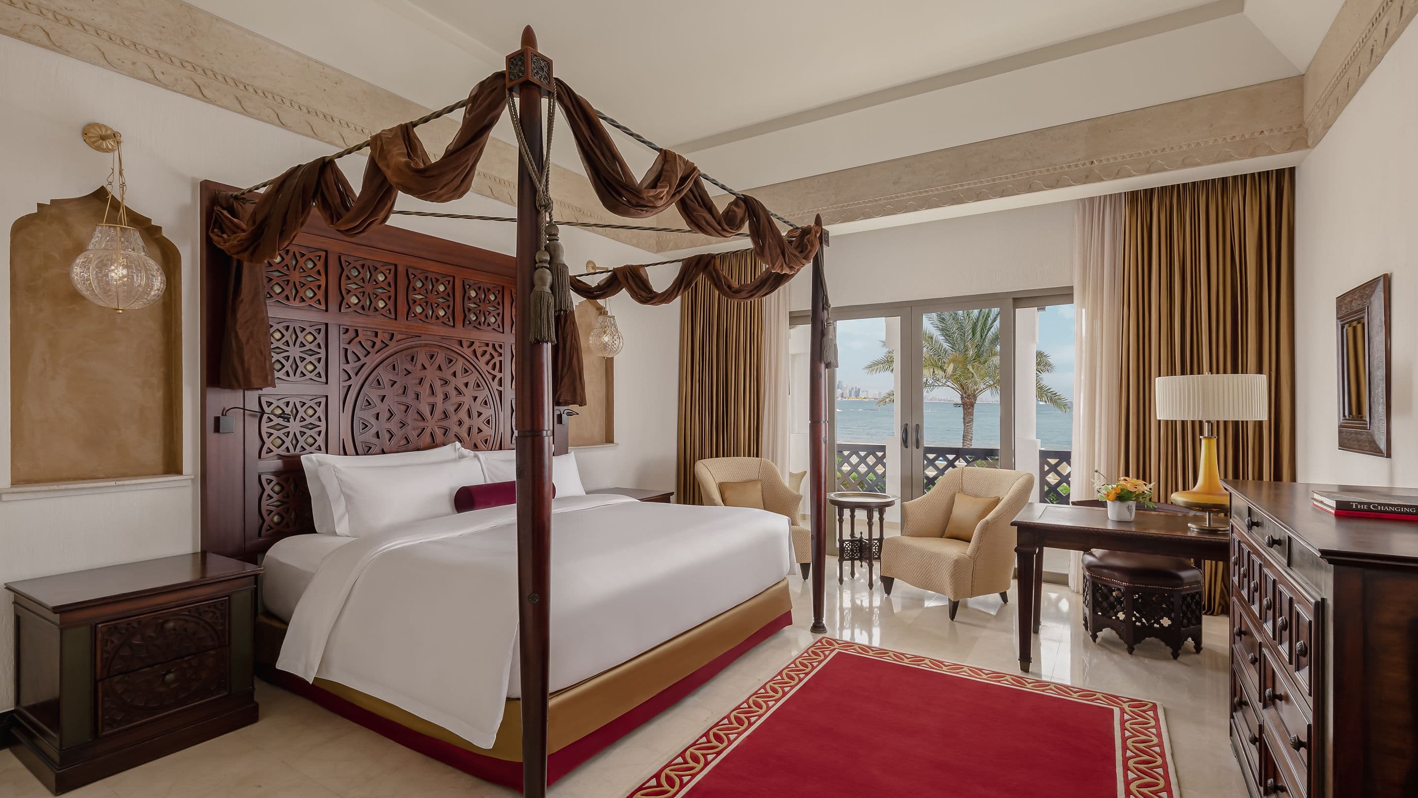 Deluxe King Sea View Room