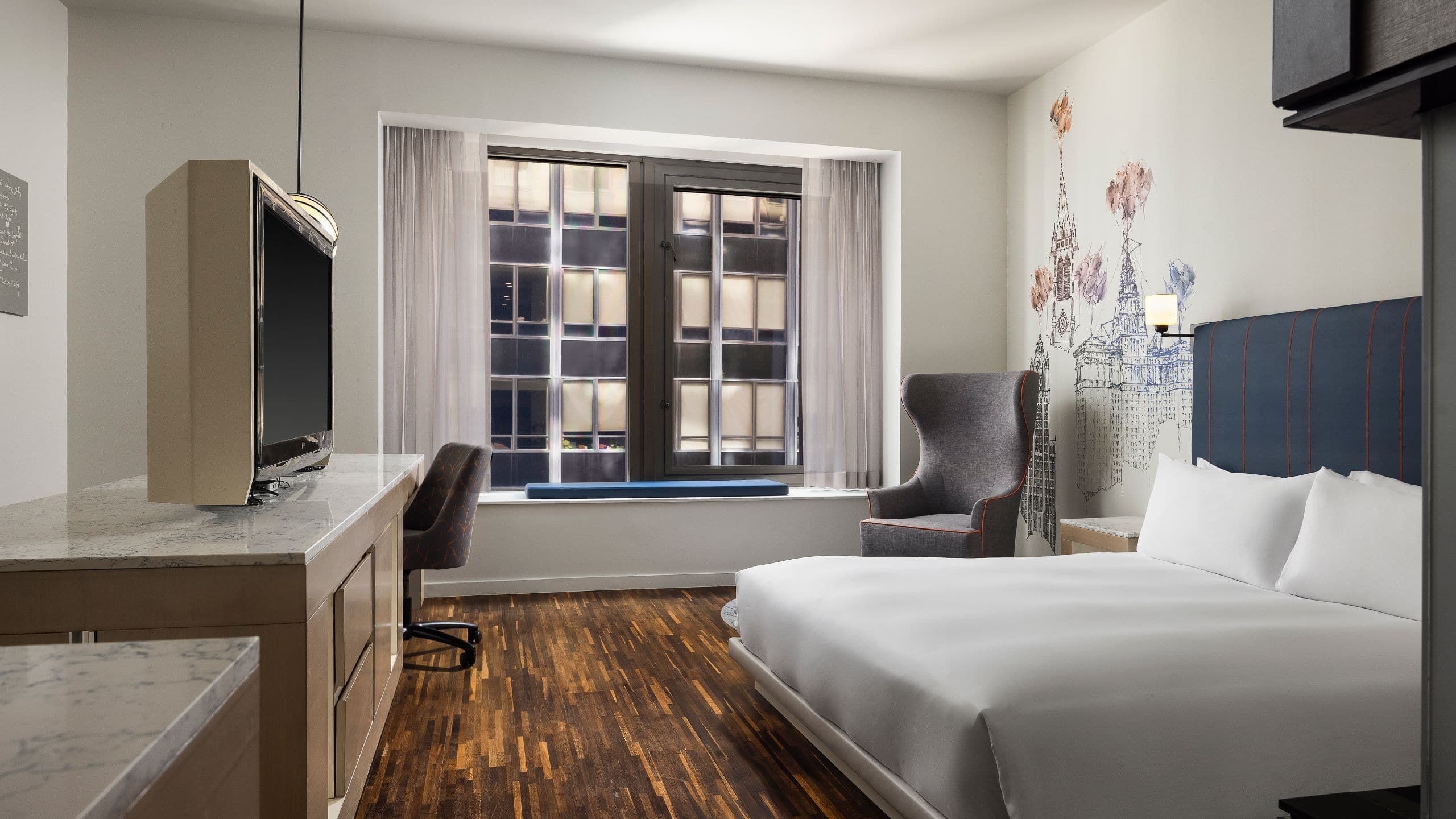 1 King Bed Deluxe