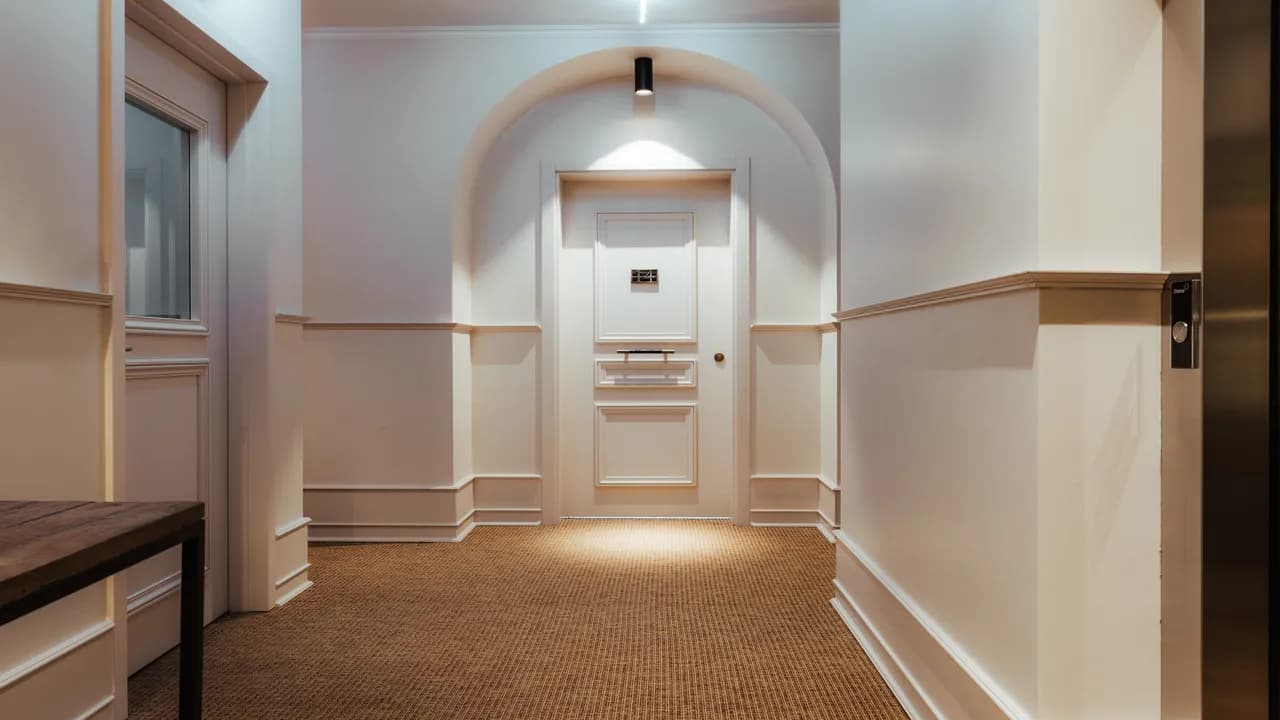 Interior Premium Room