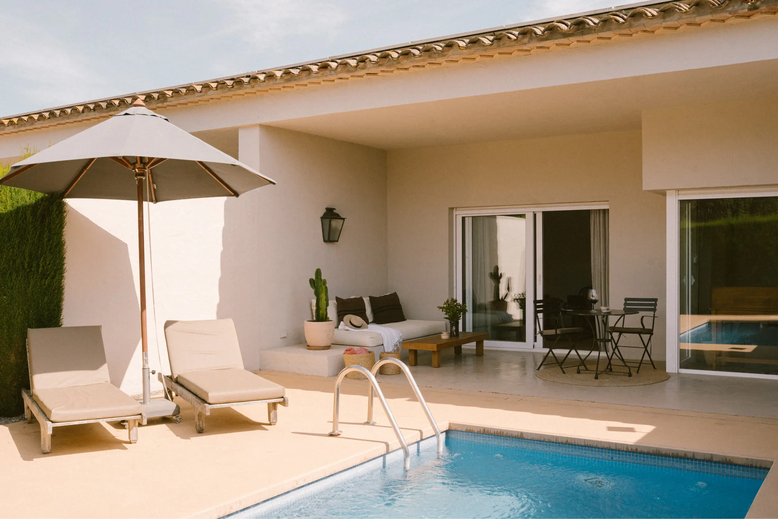 Pool Suite