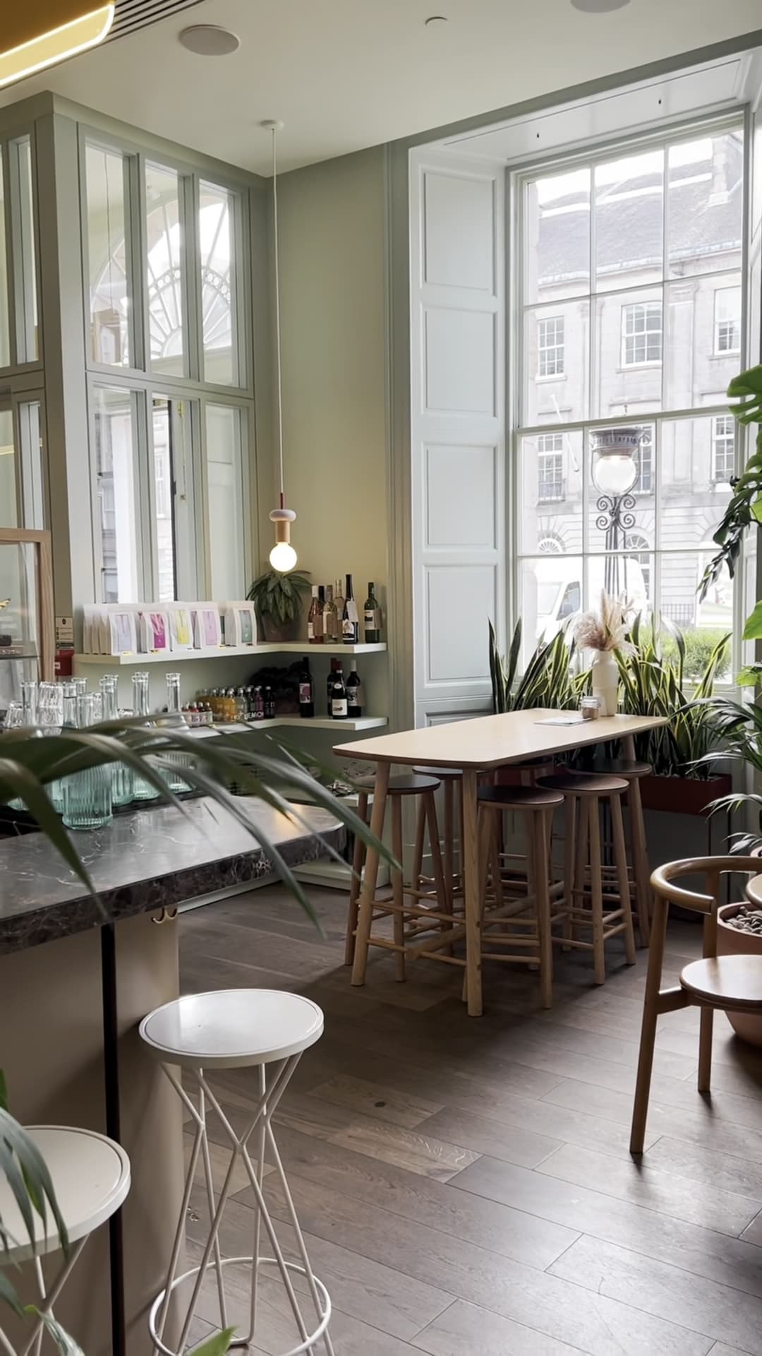 Open Plan Suite – Panoramic View