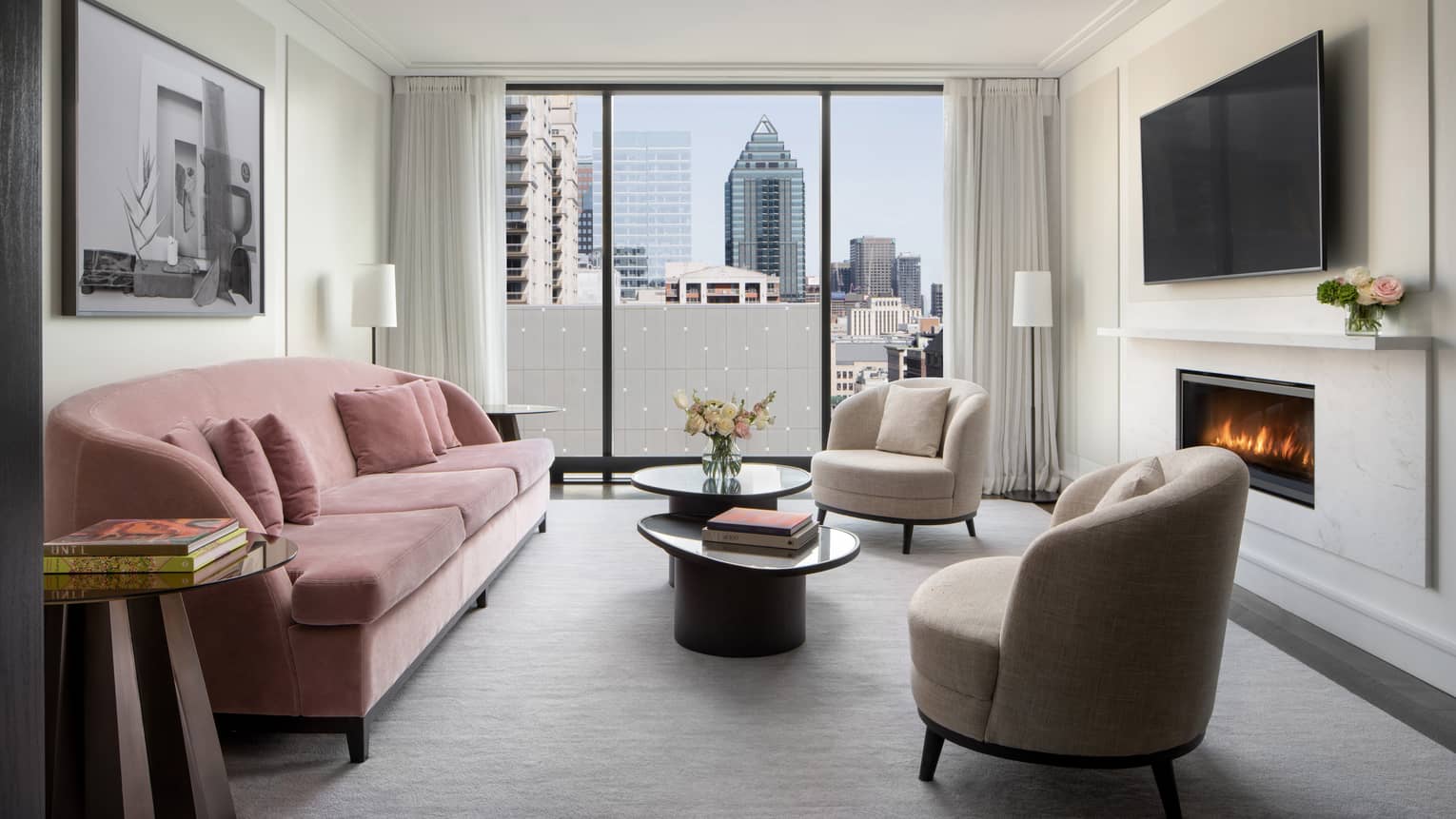 Deluxe One-Bedroom Suite