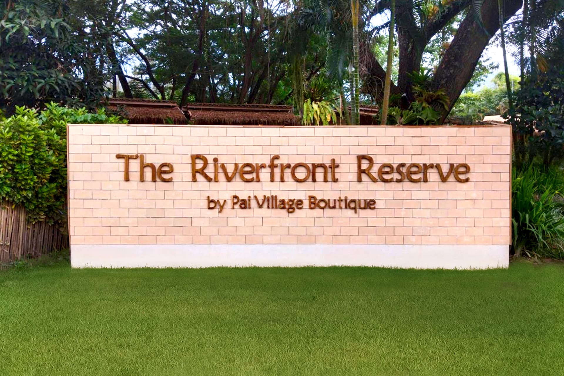 One Bedroom Riverfront Reserve