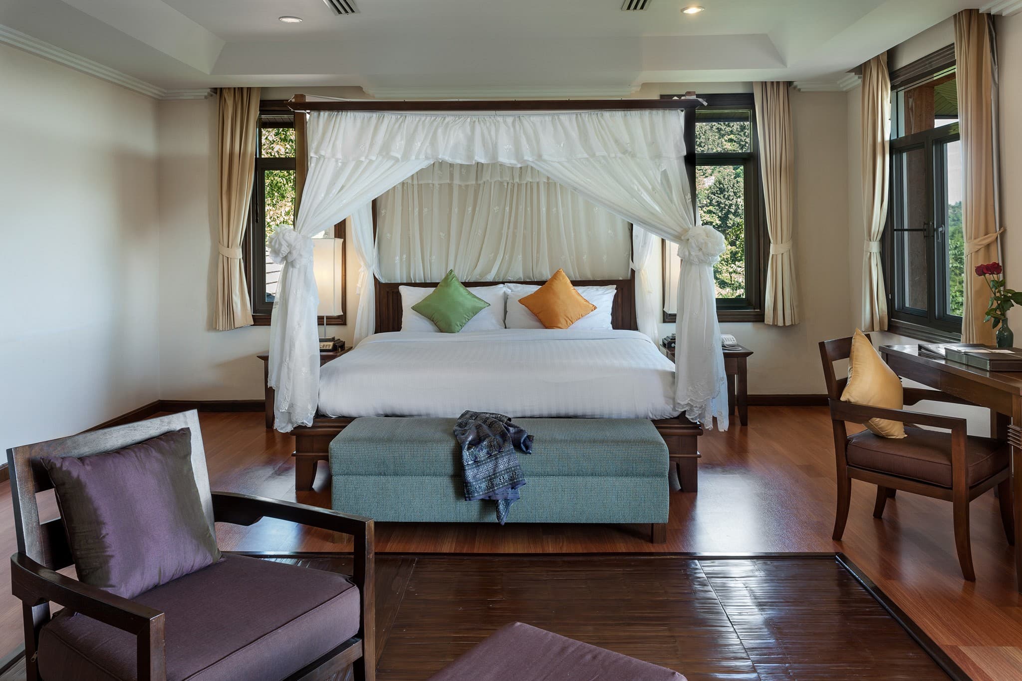 Honeymoon Suite