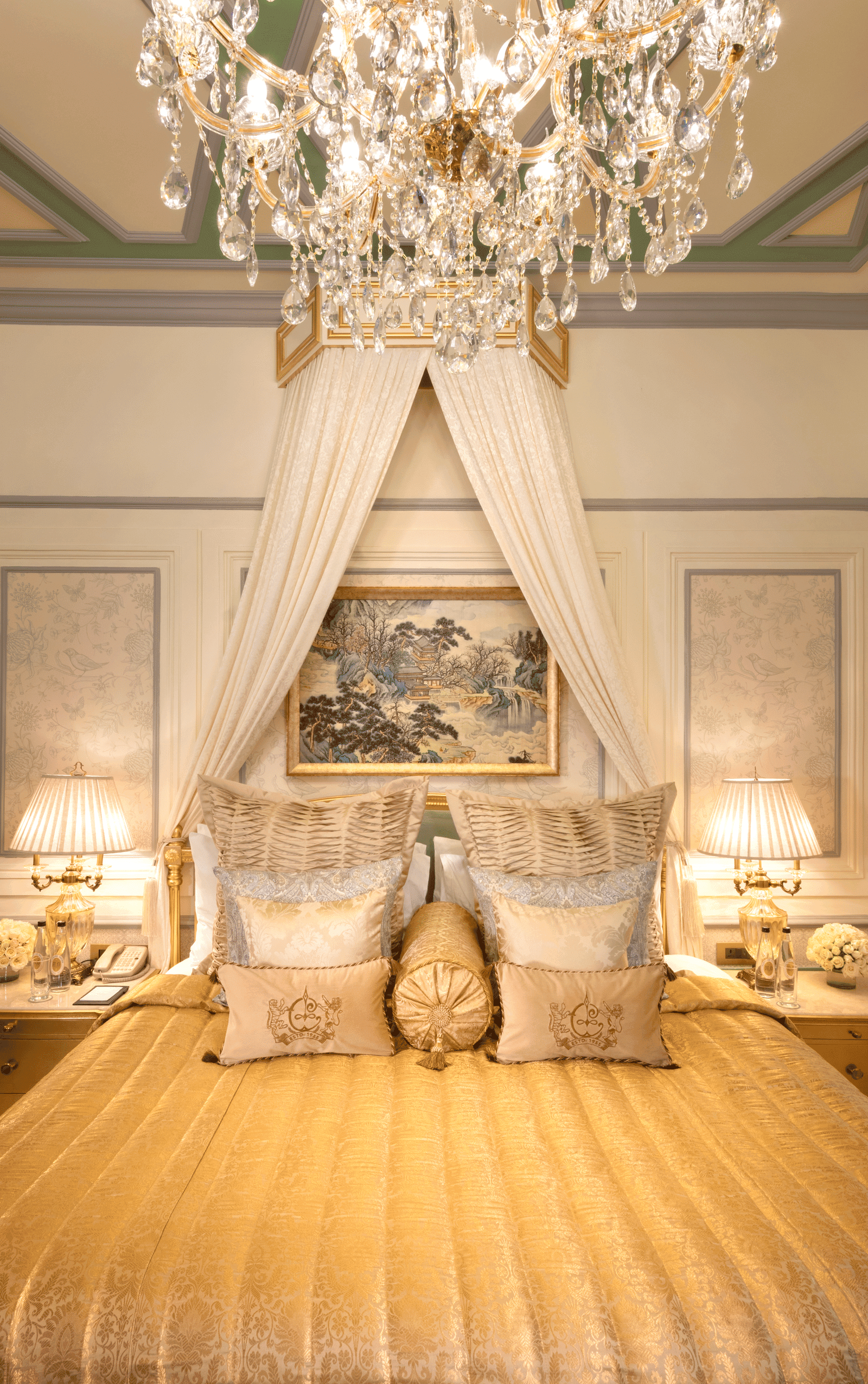 Deluxe King Bed Room - Pool View