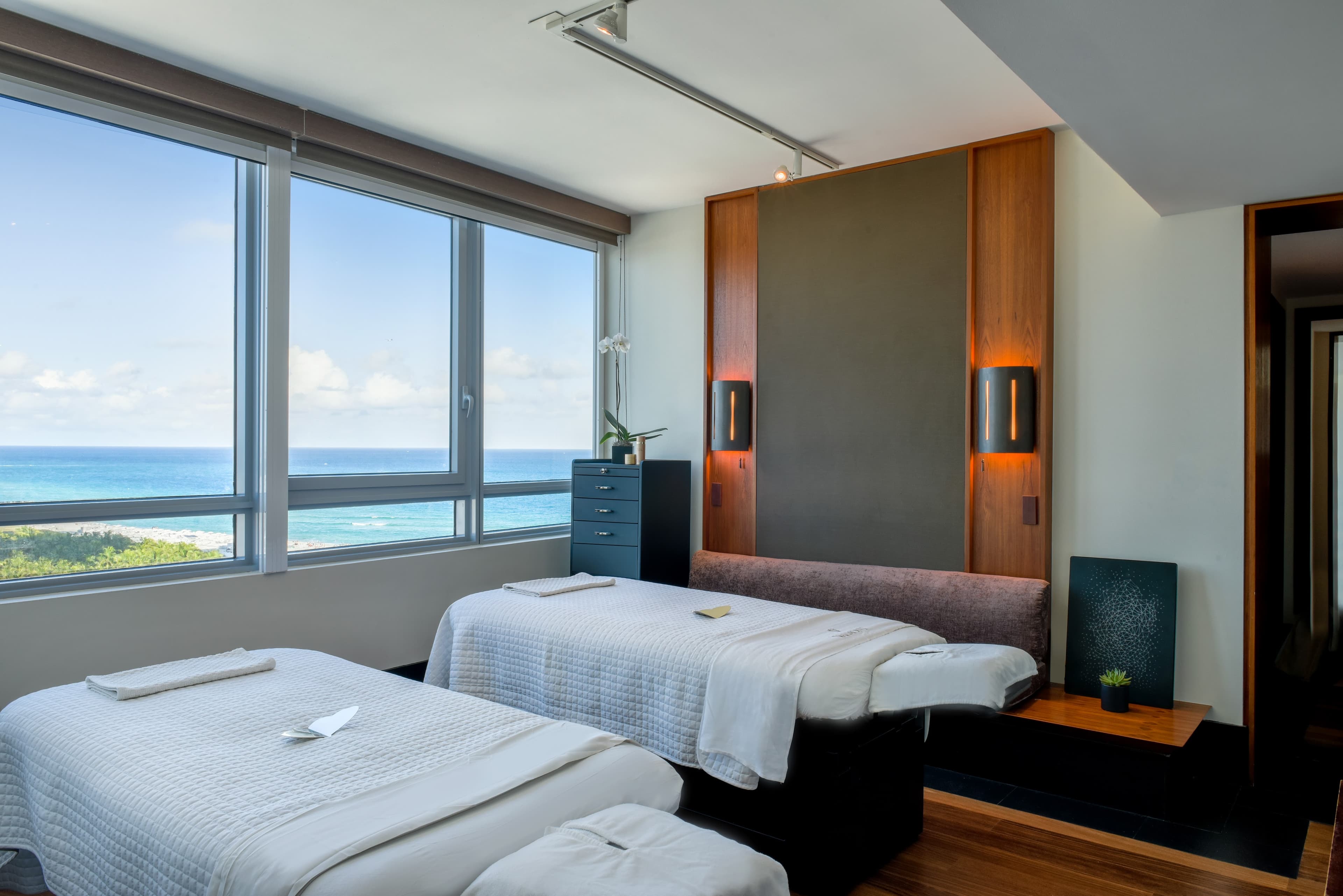 Art Deco Studio Suite