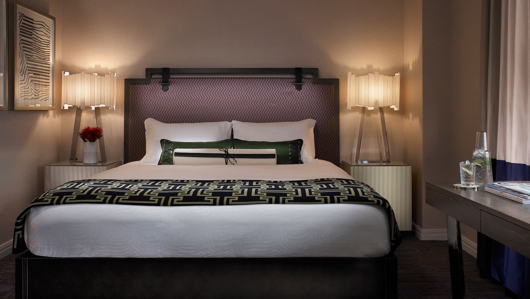 2 Queen Guestroom