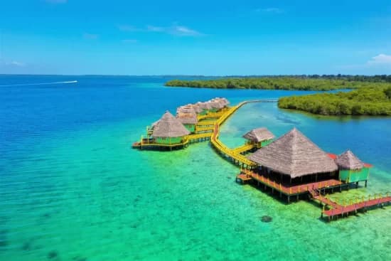 Punta Caracol Acqua Lodge