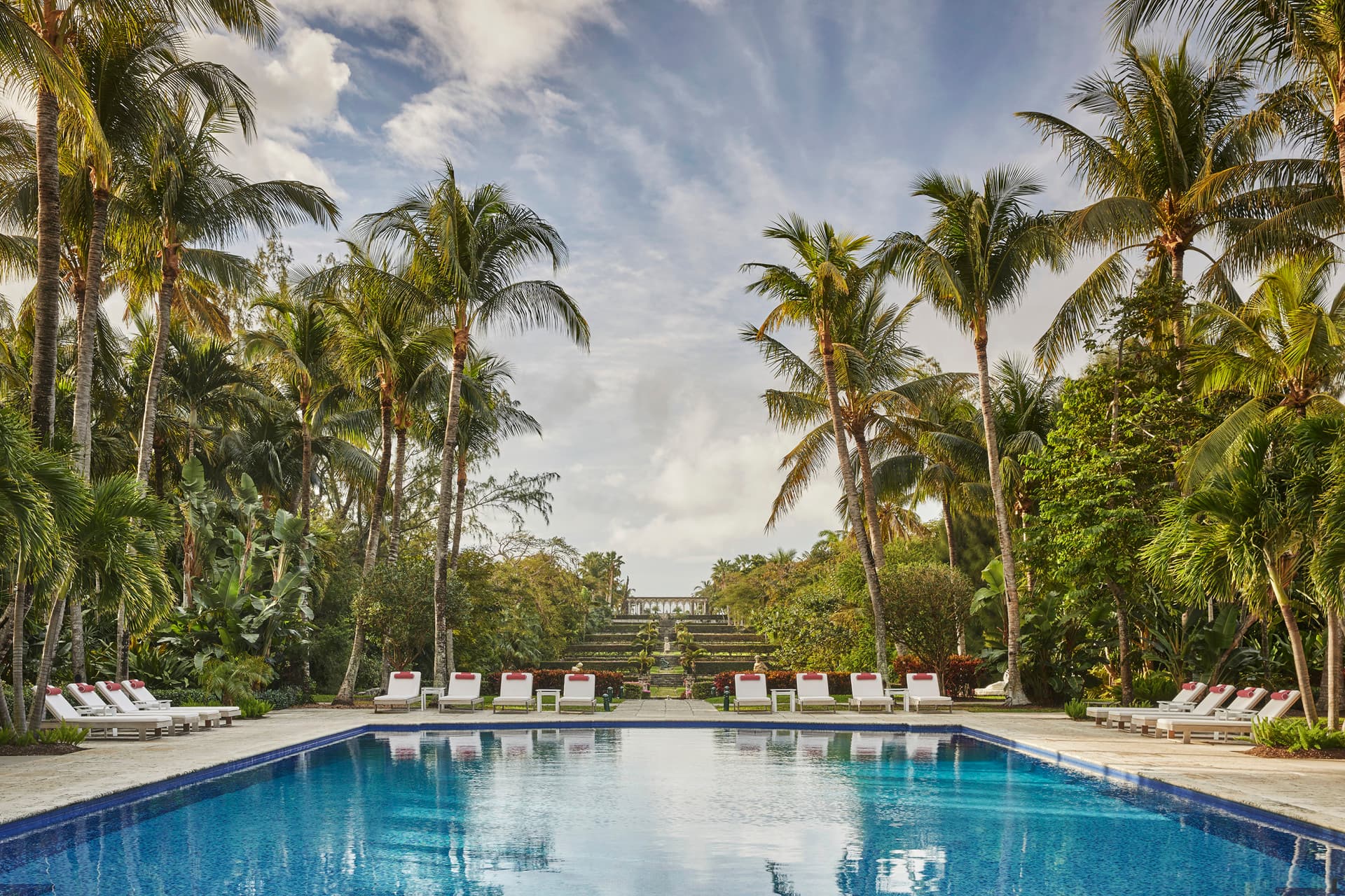 Ocean-View One-Bedroom Suite