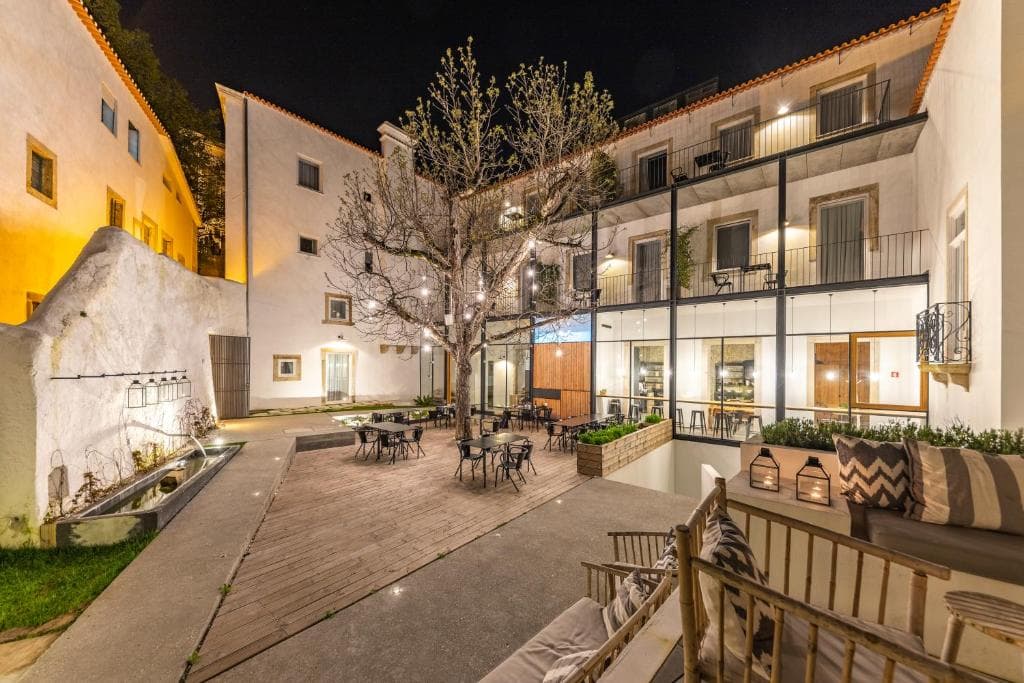 One Bedroom Apartment
