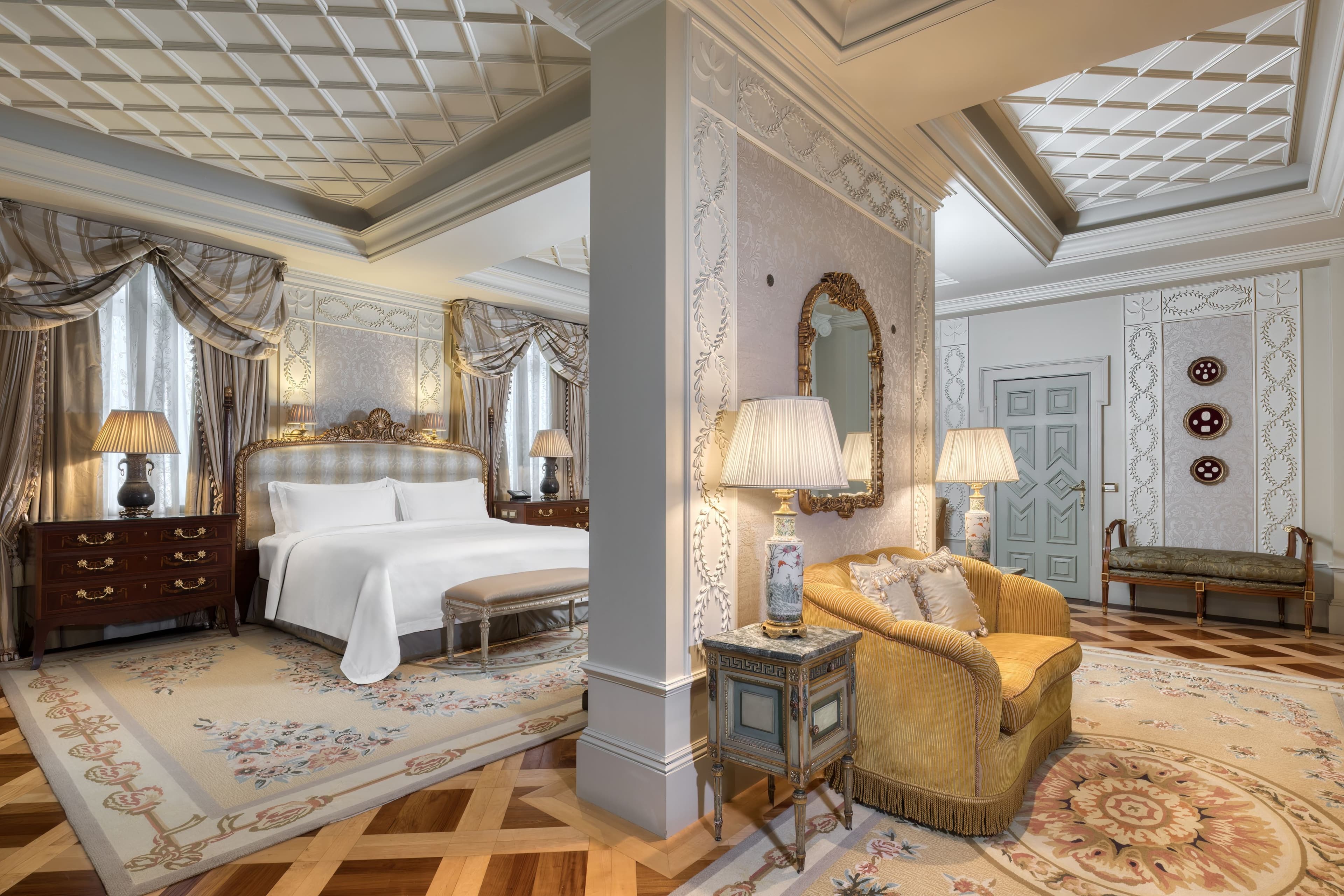 Classic Courtyard View Room