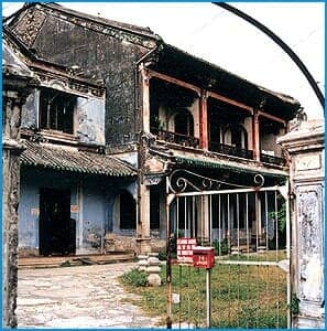 Cheong Fatt Tze - The Blue Mansion