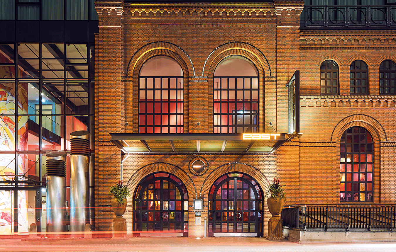 east Hotel & Restaurant