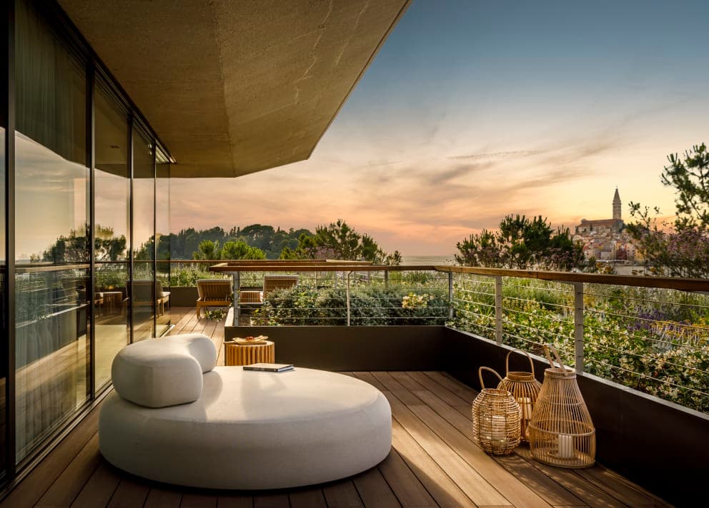 Island Deluxe Suite