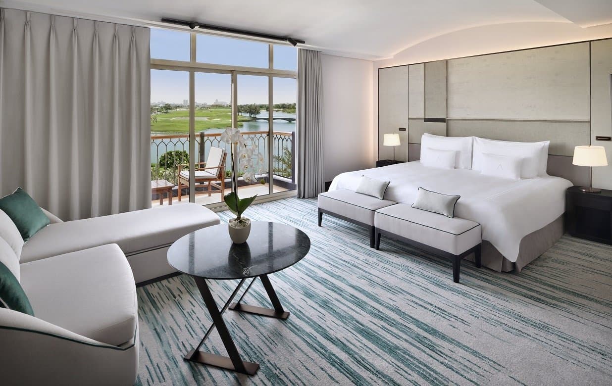 Courtyard View Room
