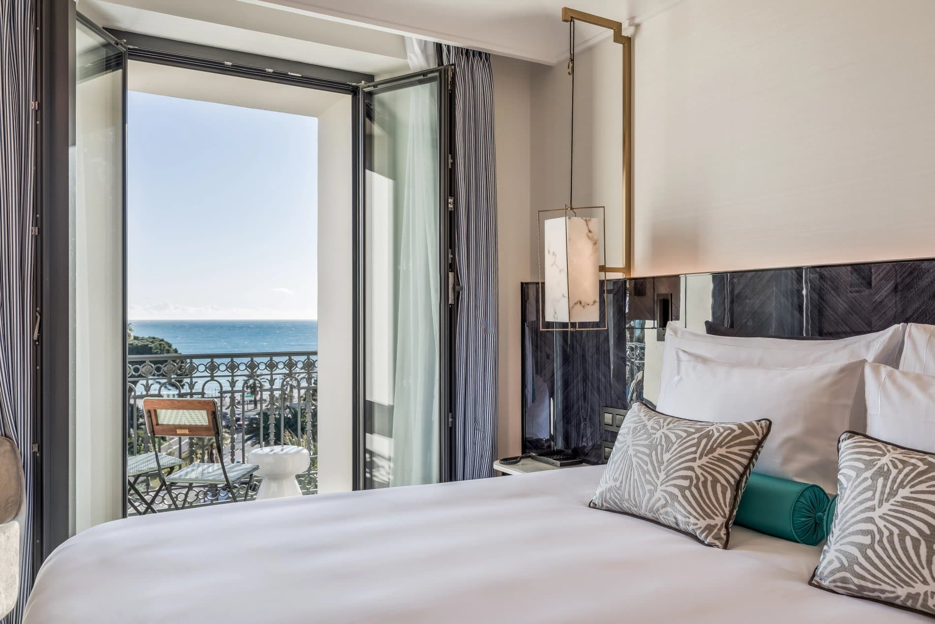 Deluxe Sea View Room