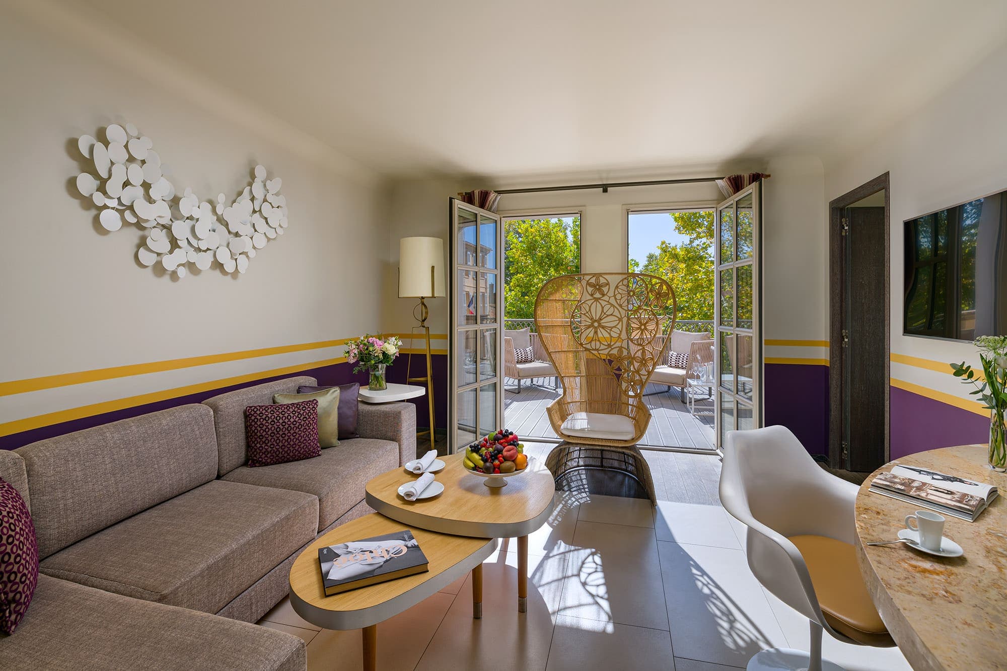 Deluxe Suite