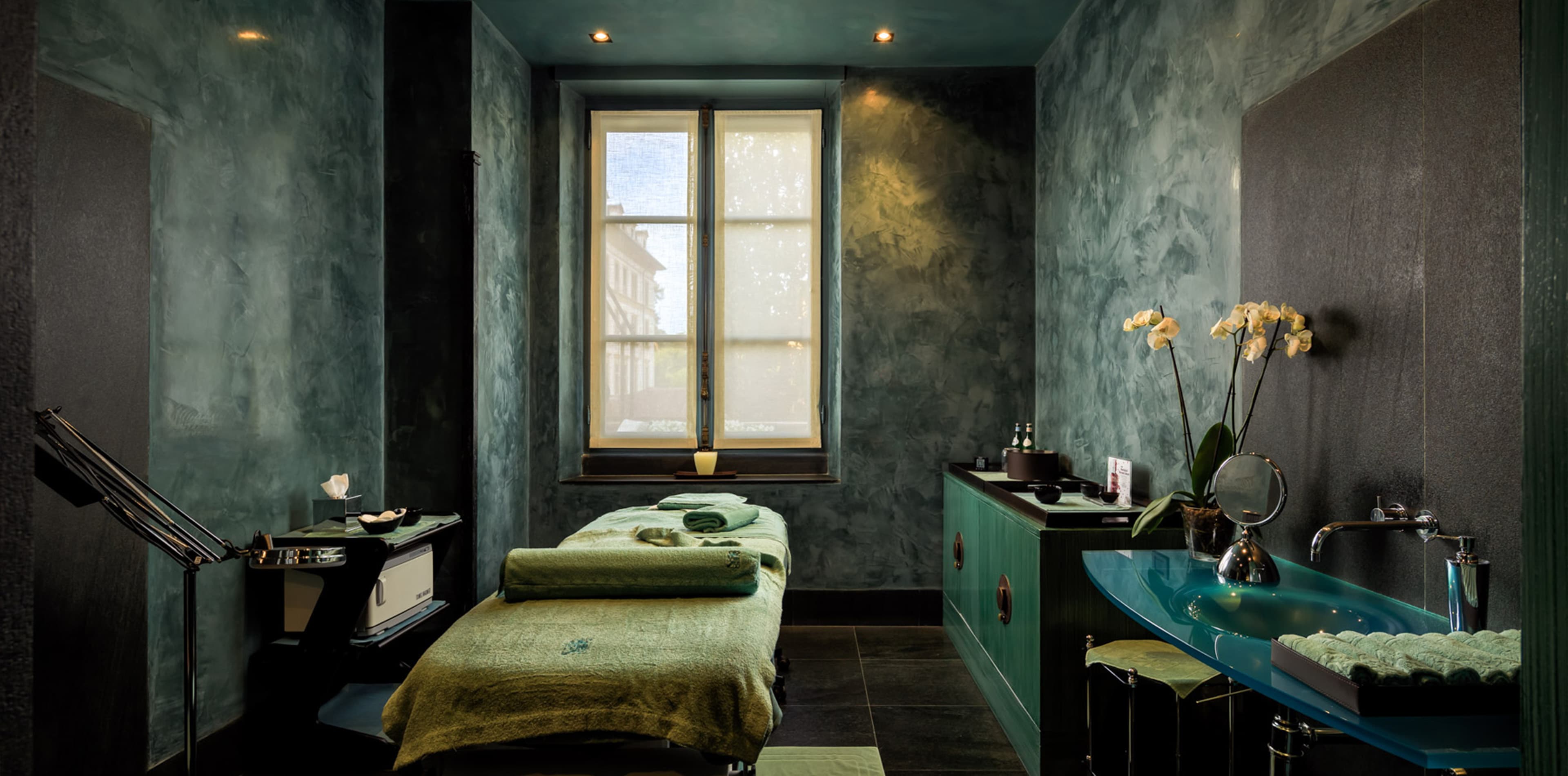 Deluxe Superior Room