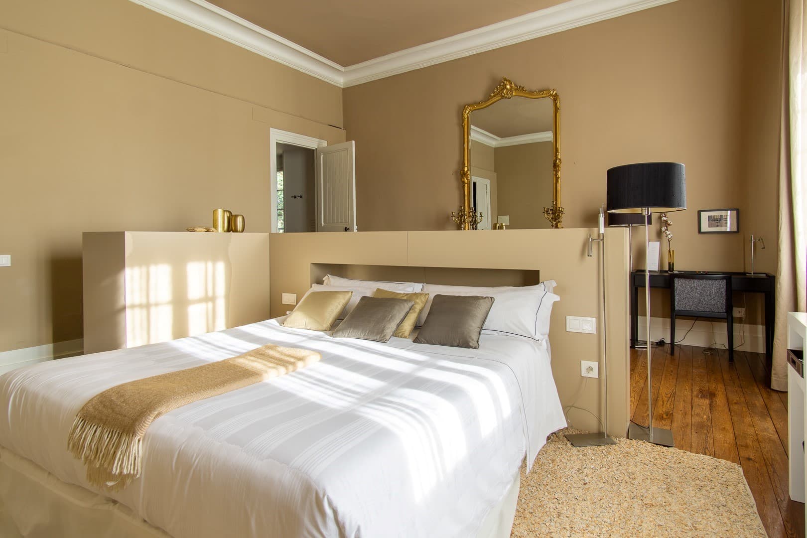 M Room