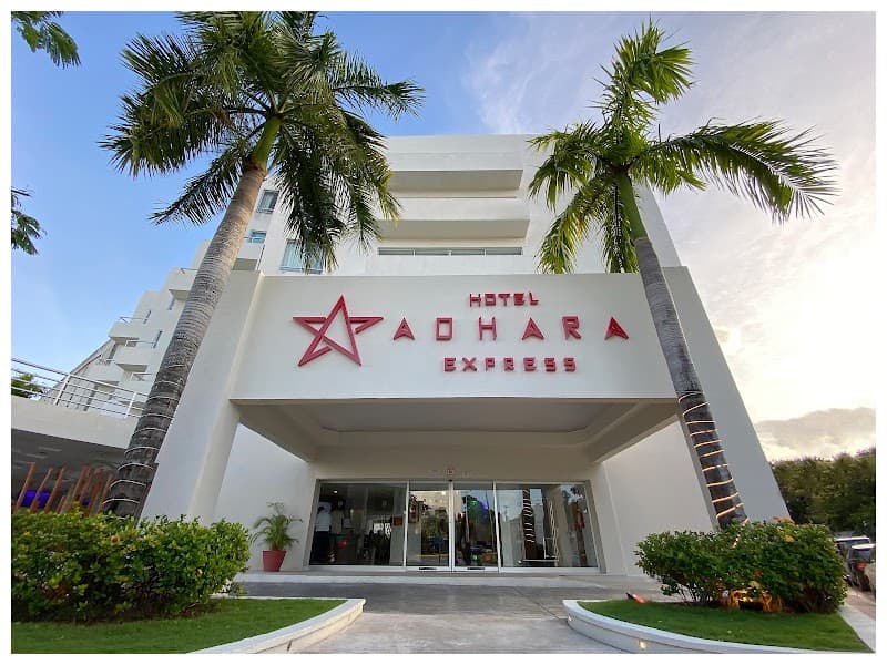 Adhara Express Cancún