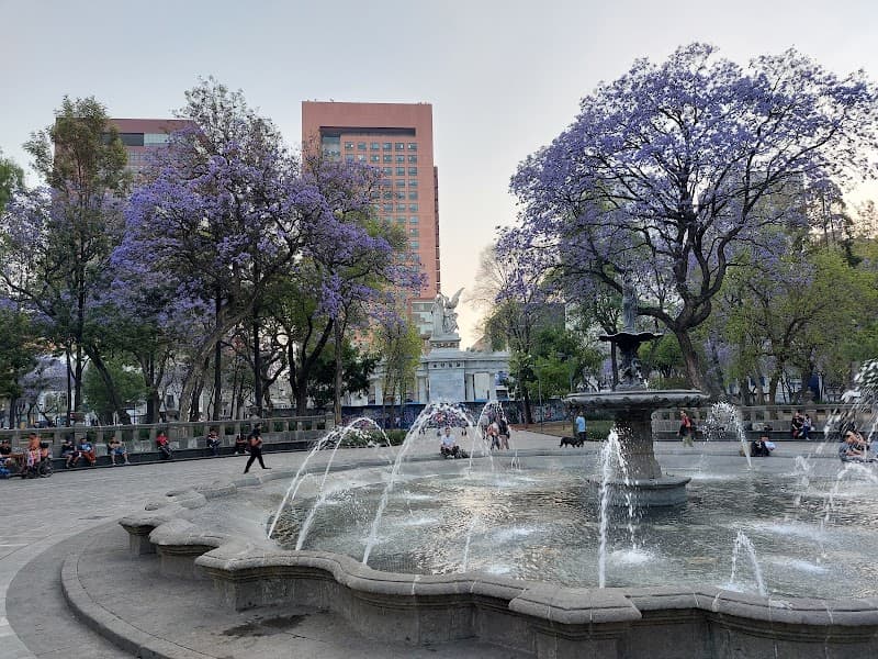 Alameda Central Evening Stroll