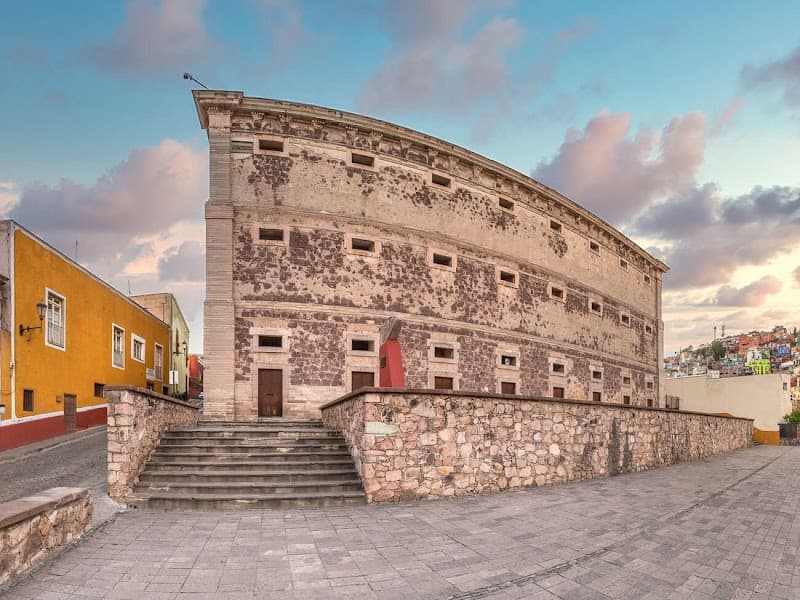 Alhóndiga De Granaditas Regional Museum
