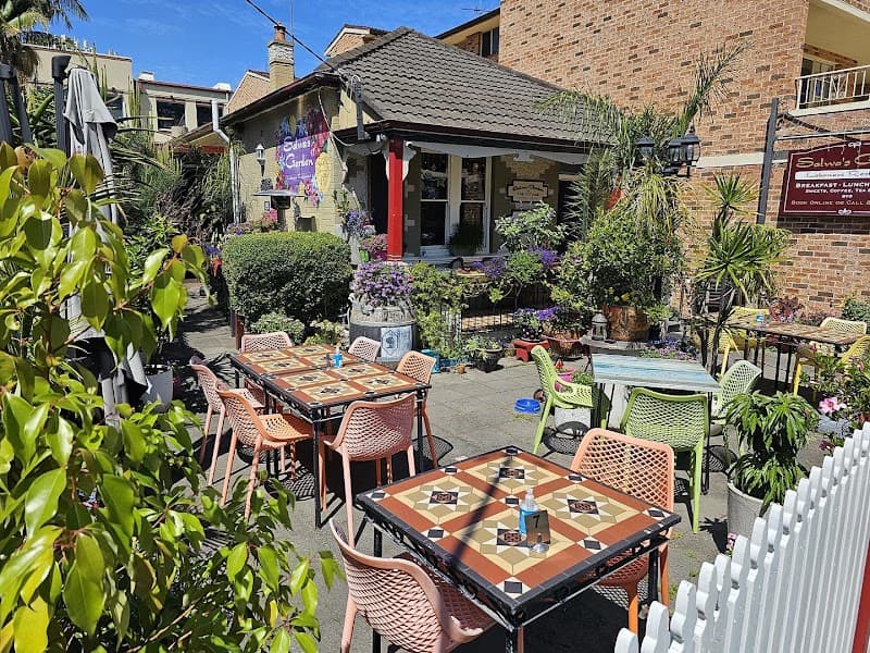 Almustafa Lebanese Restaurant