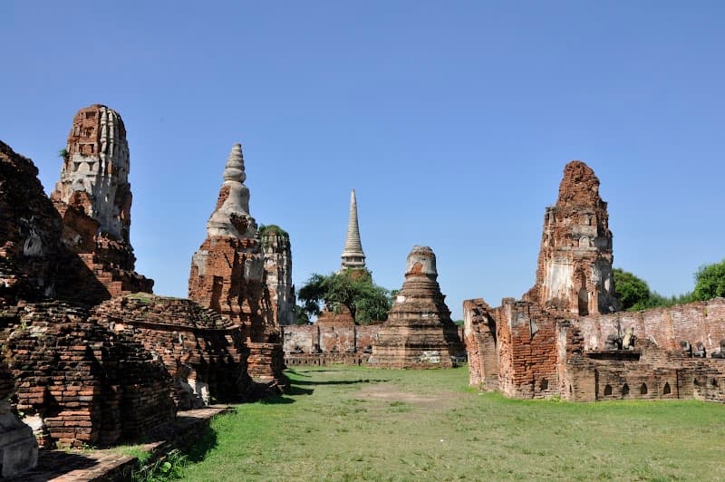 Ayutthaya Historical Park Family Bicycle Ride