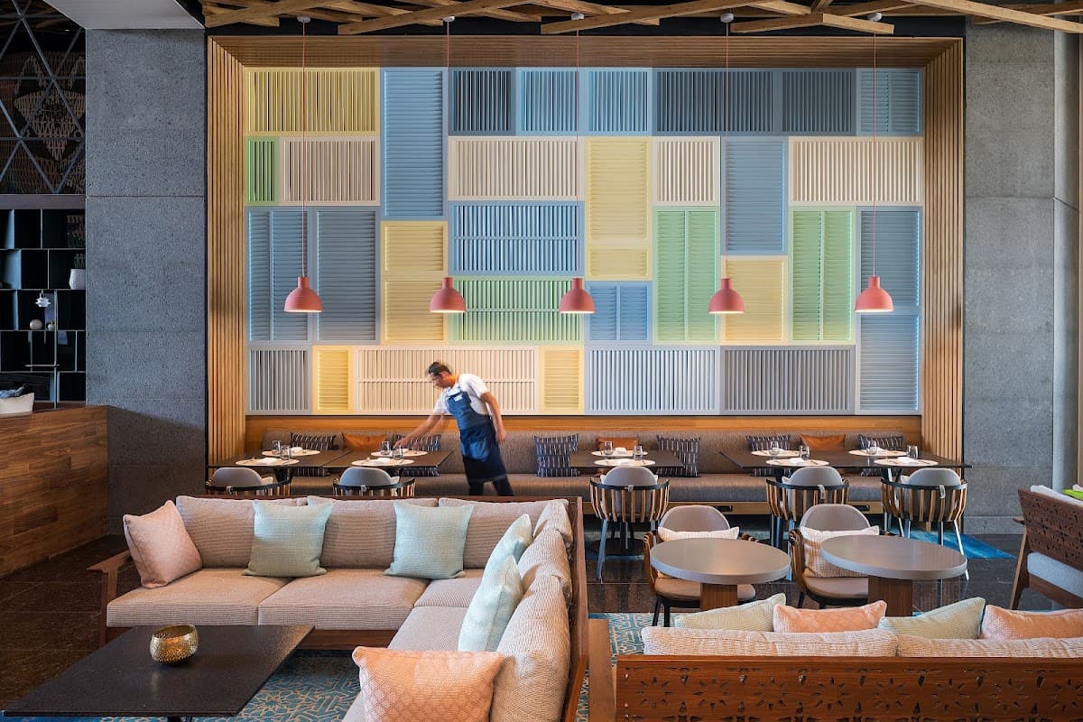 Azulinda Lobby Bar