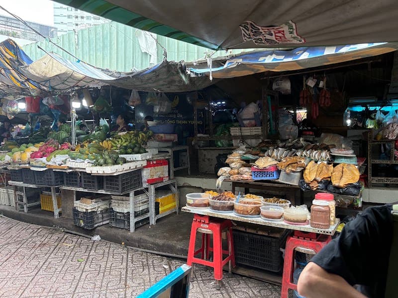 Saigon Squares & Night Lights: A One-Day Adventure