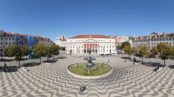 Baixa & Rossio Squares Walk