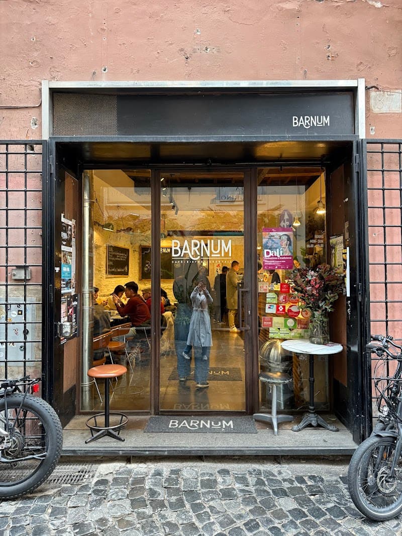 Barnum Café
