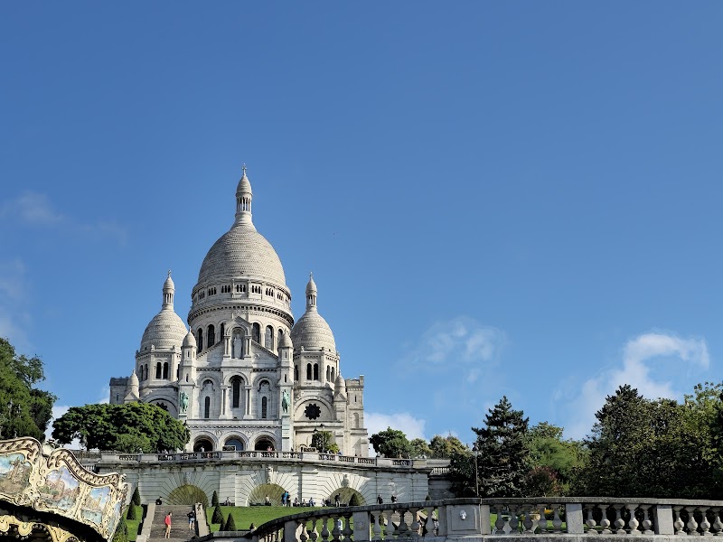 Basilique du Sacré-Cœur & Montmartre Hill