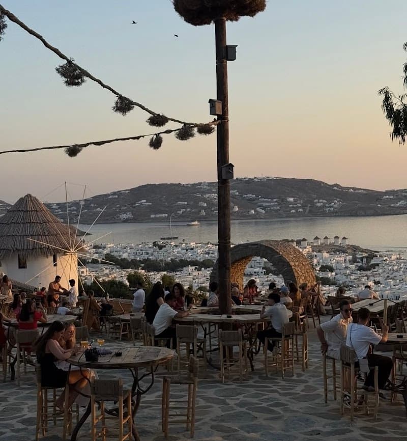 Beach Bar Sunset DJ