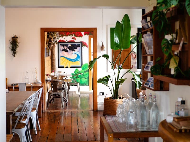 Beach House Café (Vegetarian & Seafood Focus)