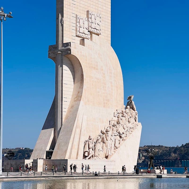 Belém Waterfront Walk: Padrão dos Descobrimentos & Torre de Belém