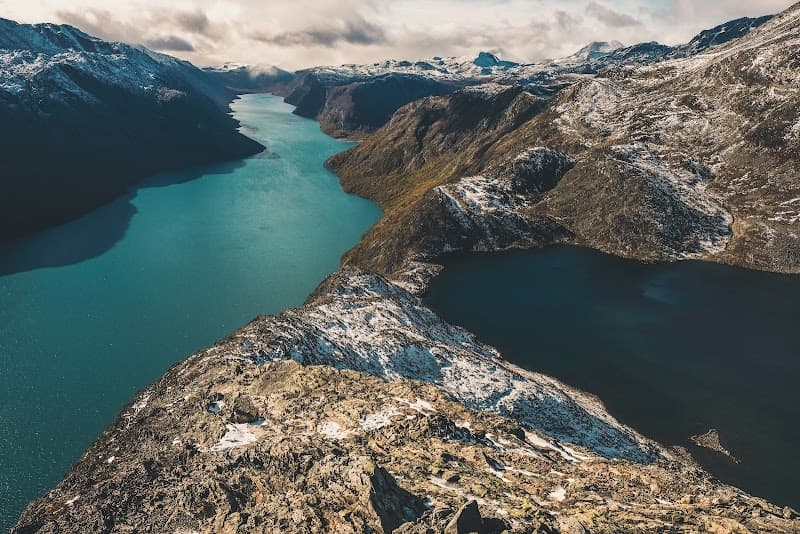 Besseggen Ridge Hike (Gjendesheim–Besseggen–Gjendesheim)
