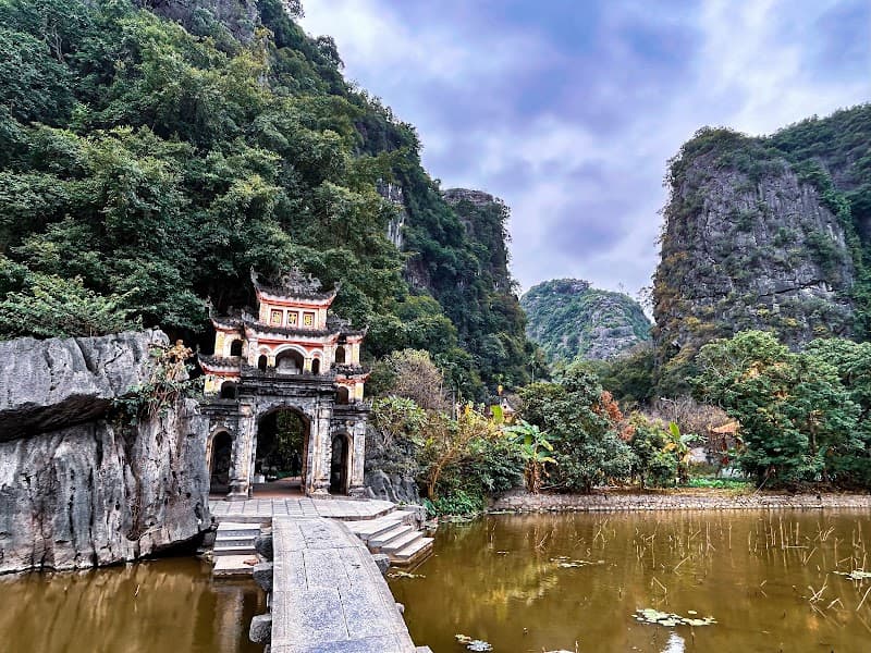 Bich Dong Pagoda