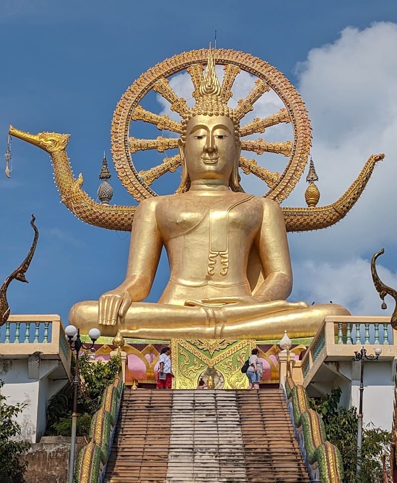 Big Buddha Temple (Wat Phra Yai)